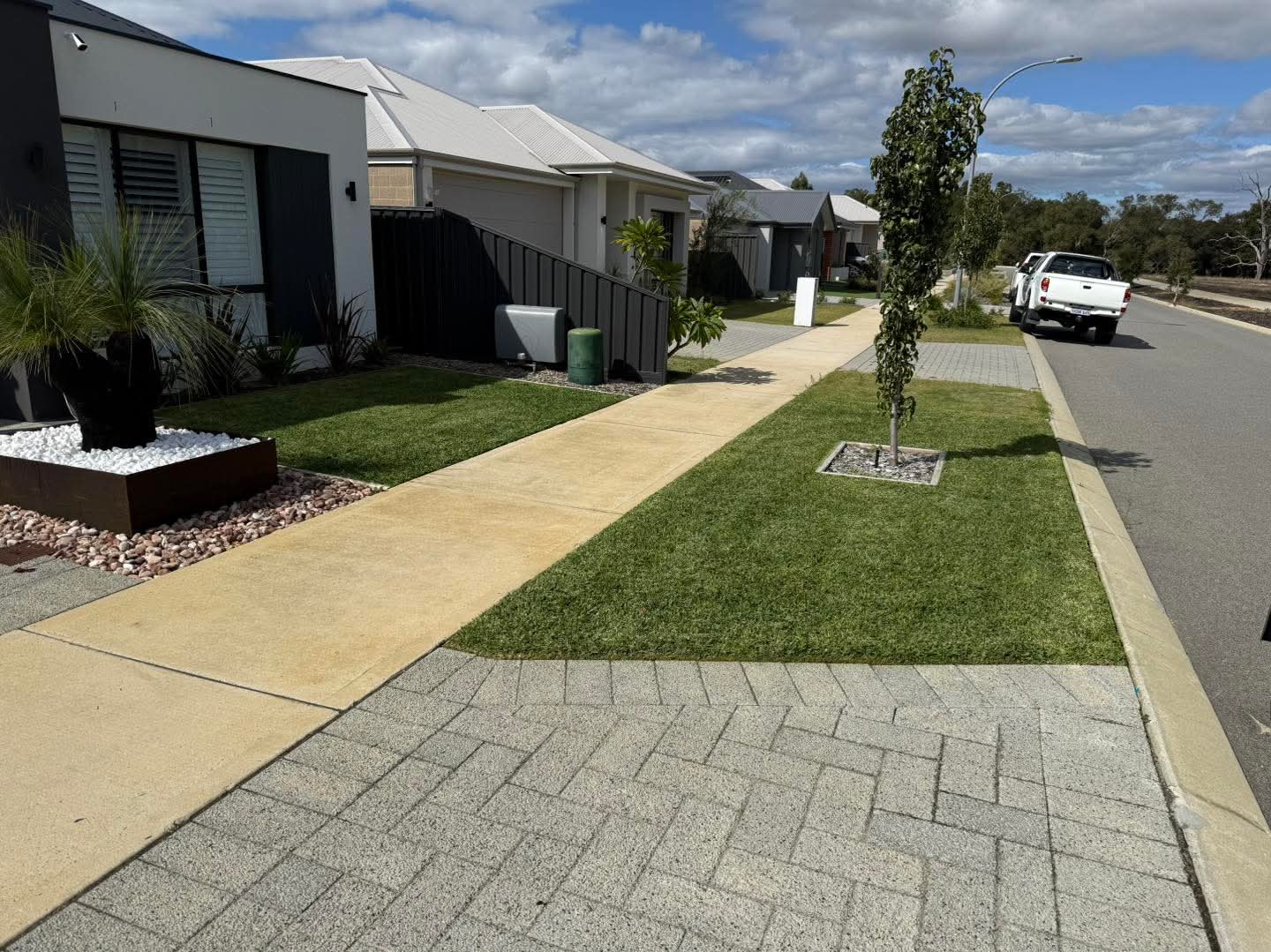 Verge & Path Tidy-Up